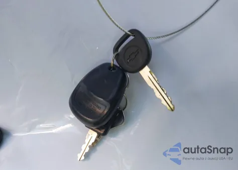 2000 Chevrolet Silverado 1500 Ls из США, поврежденный, VIN 2GCEC19T7Y1254546